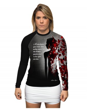 RASHGUARD FEMININO SOBRE MIM 