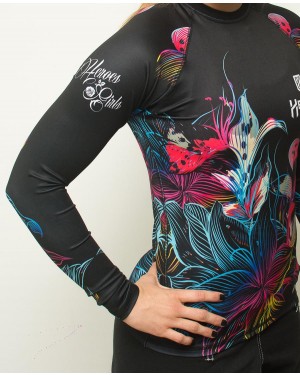 RASHGUARD FEMININO TATTOO FLOWERS - OFERTAÇO